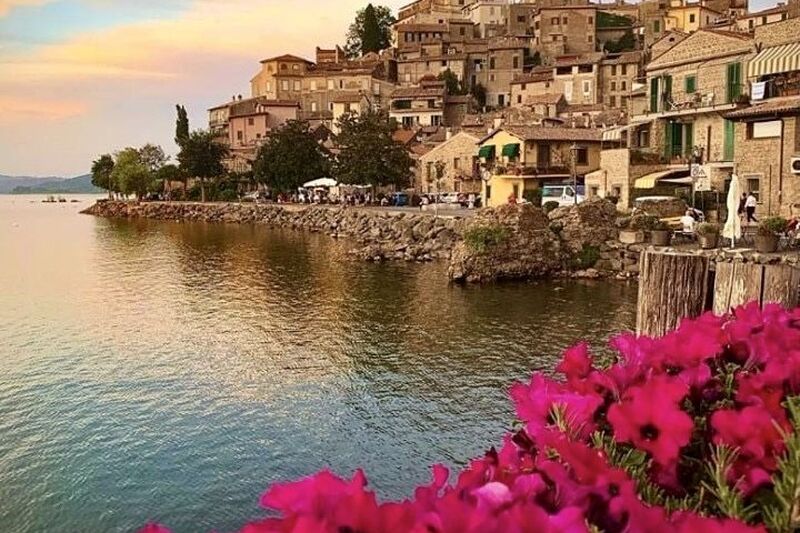 THE MEDIEVAL LAKESIDE VILLAGES OF BRACCIANO, ANGUILLARA, AND TREVIGNANO